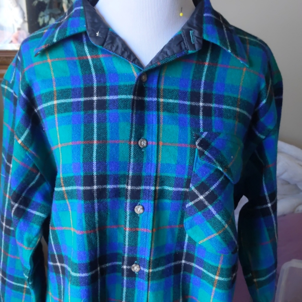 Man's wool flannel shirt - Picture 1 of 11